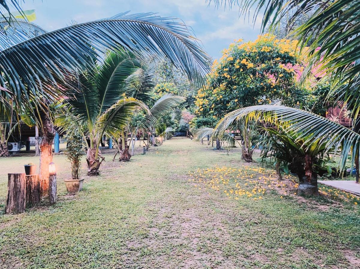 Nadia Resort Kohjum Koh Jum Exterior foto